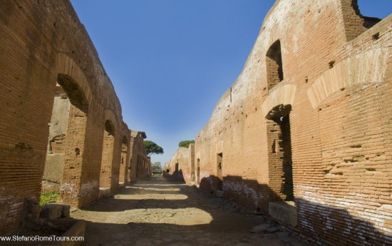 Ostia Antica tours from Rome in Limo 