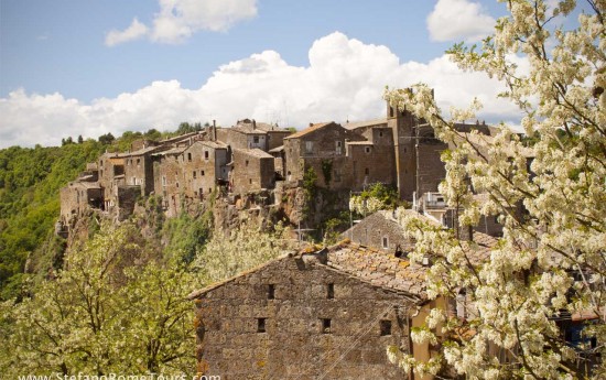 Stefano Rome Tours to Calcata Sutri Viterbo