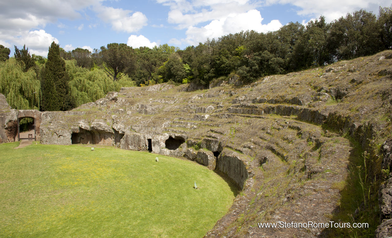 Sutri Amphiteater Walk along roads of Roman Empire