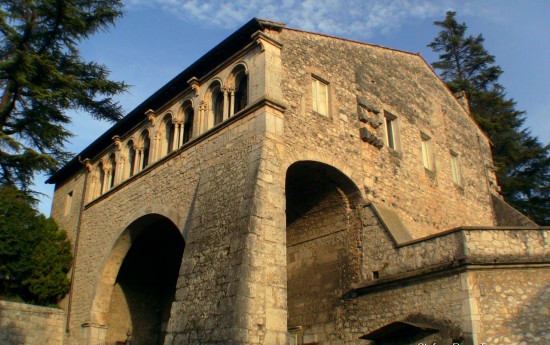 Tour to Casamari abbey monastery from Rome