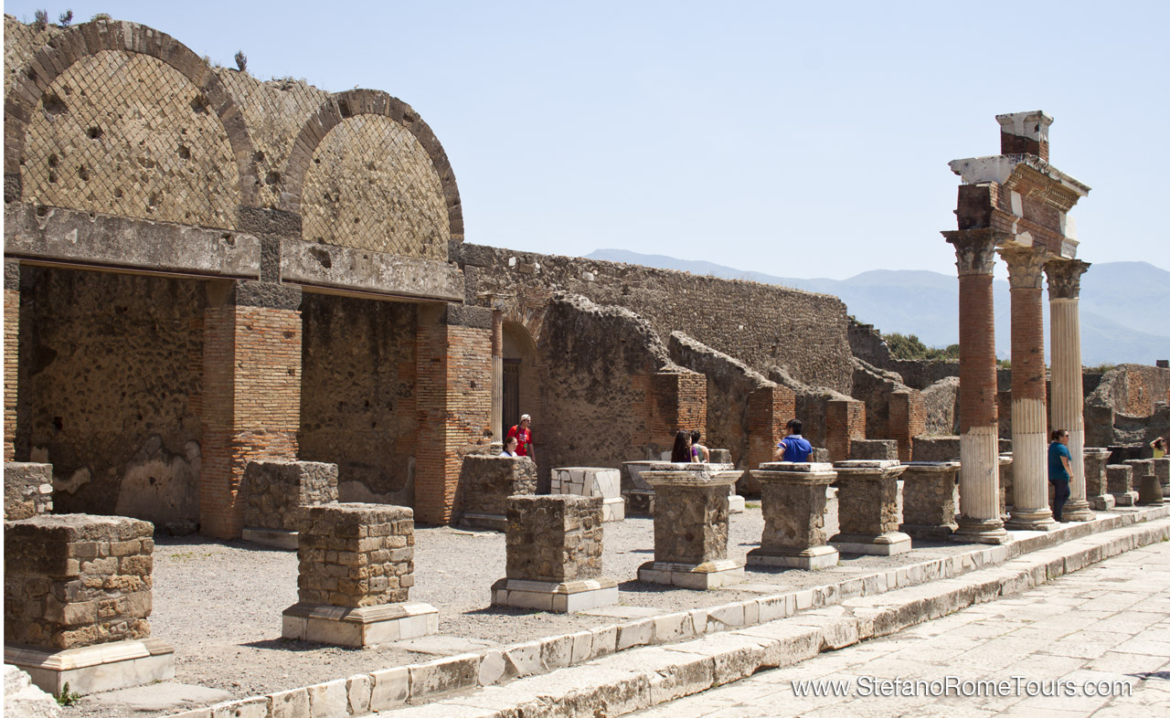 Sightseeing Transfer Rome to from Amalfi Coast Sorrento Positano with stop in Pompeii