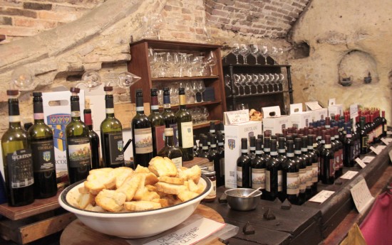 Wine Food Tasting Tours in Tuscany from Rome