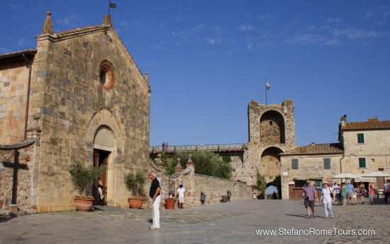 Tuscany day tours from Florence to Monteriggioni