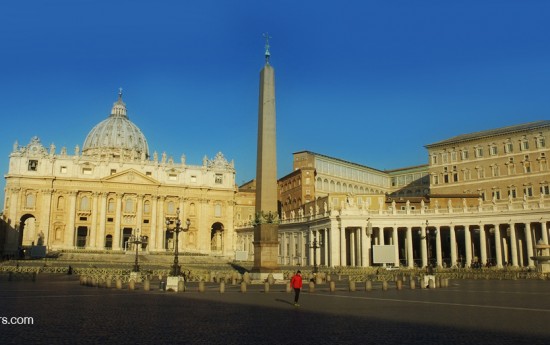 St Peter Square Rome limousine Tours