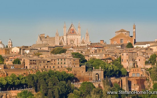 Florence to Rome private transfers with Orvieto Tour