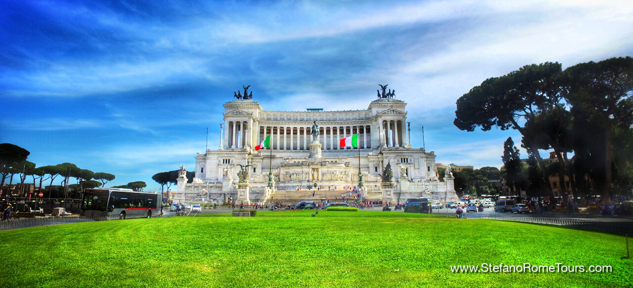 Piazza Venezia What to do and see in Rome in One Day Tour in limo