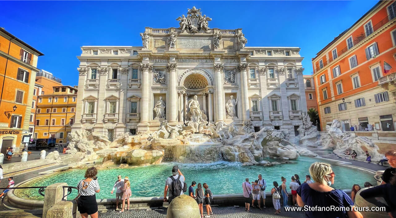 Trevi Fountain Vacanze Romane Roman Holiday private tours of Rome from Civitavecchia