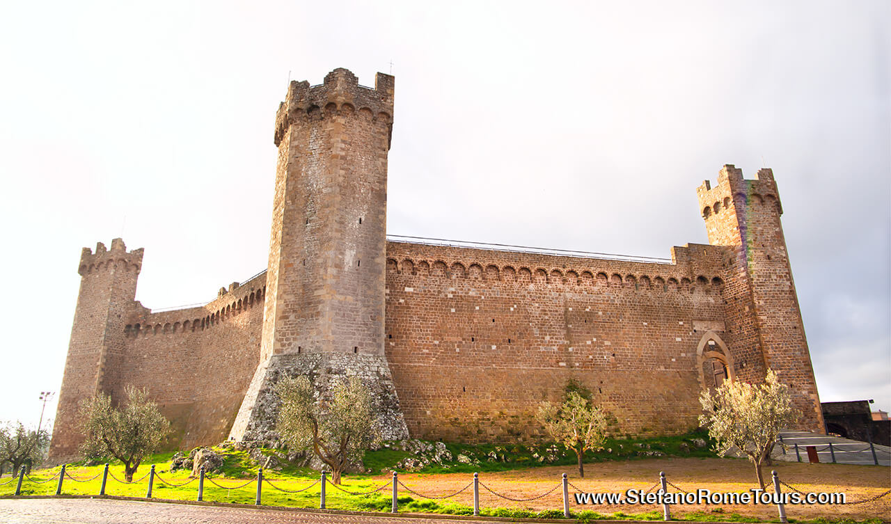 Montalcino Divine Tuscany Castles and Wine Tour from Rome