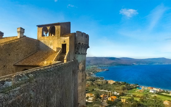 Bracciano Castle private debarkation tour from Civitavecchia to Rome Countryside