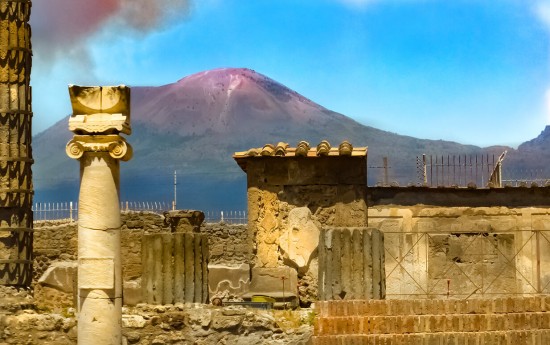 Positano, Sorrento and Pompeii from Naples Shore Excrusion