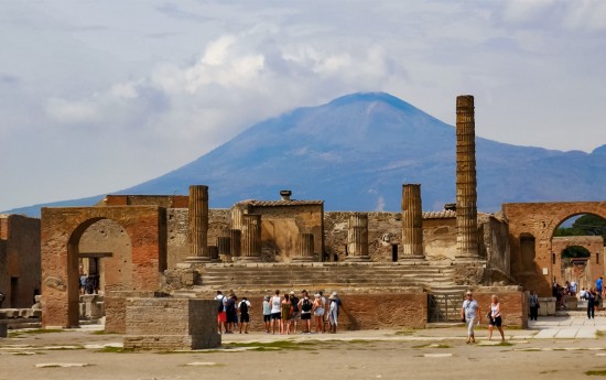 Positano, Sorrento and Pompeii from Naples Shore Excrusion