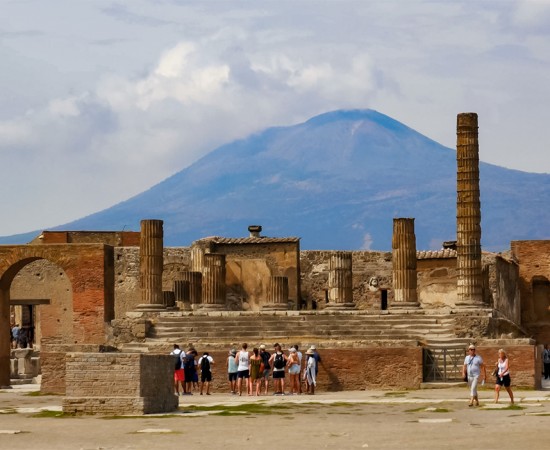 10 Interesting facts about Mount Vesuvius