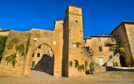Private Tours from Rome to Tuscany Monticchiello