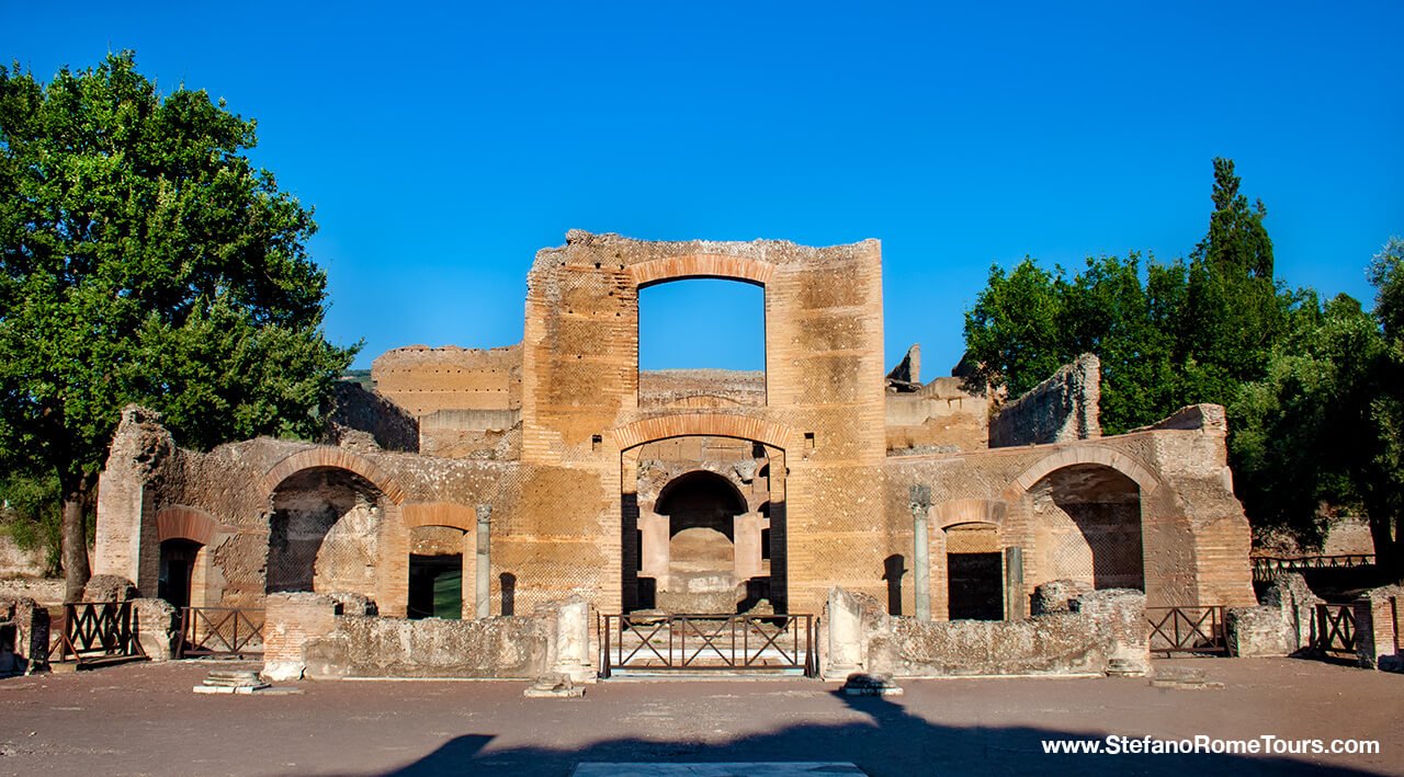 Three Exedras Hadrian's Villa Adriana Tivoli day tours from Rome