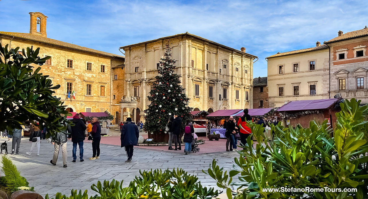 Best time of the year to visit Italy Tuscan Christmas Market in Montepulciano tours from Rome