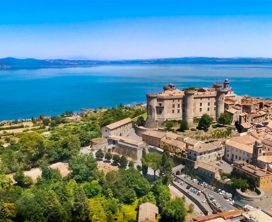 Top Day Trips from Rome to Majestic Gardens, Castles, and Lakes