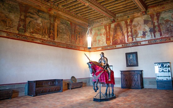Bracciano Castle: Top Post-Cruise Italy Heritage Tours from Civitavecchia